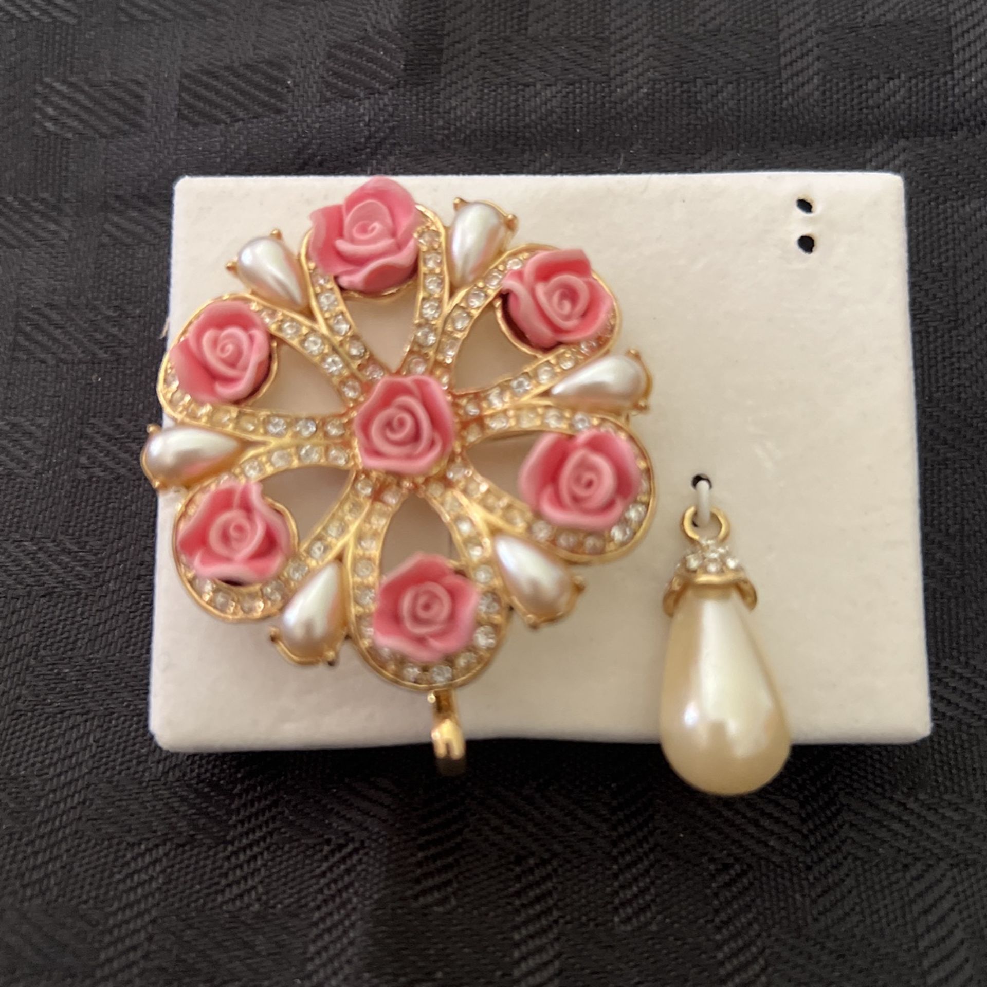 Brooch Rhinestones & Roses
