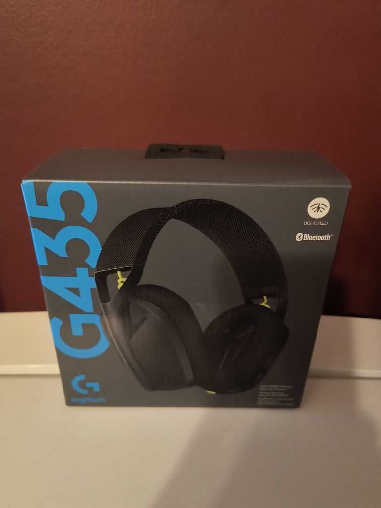 Logitech - G435 Wireless Gaming Headset