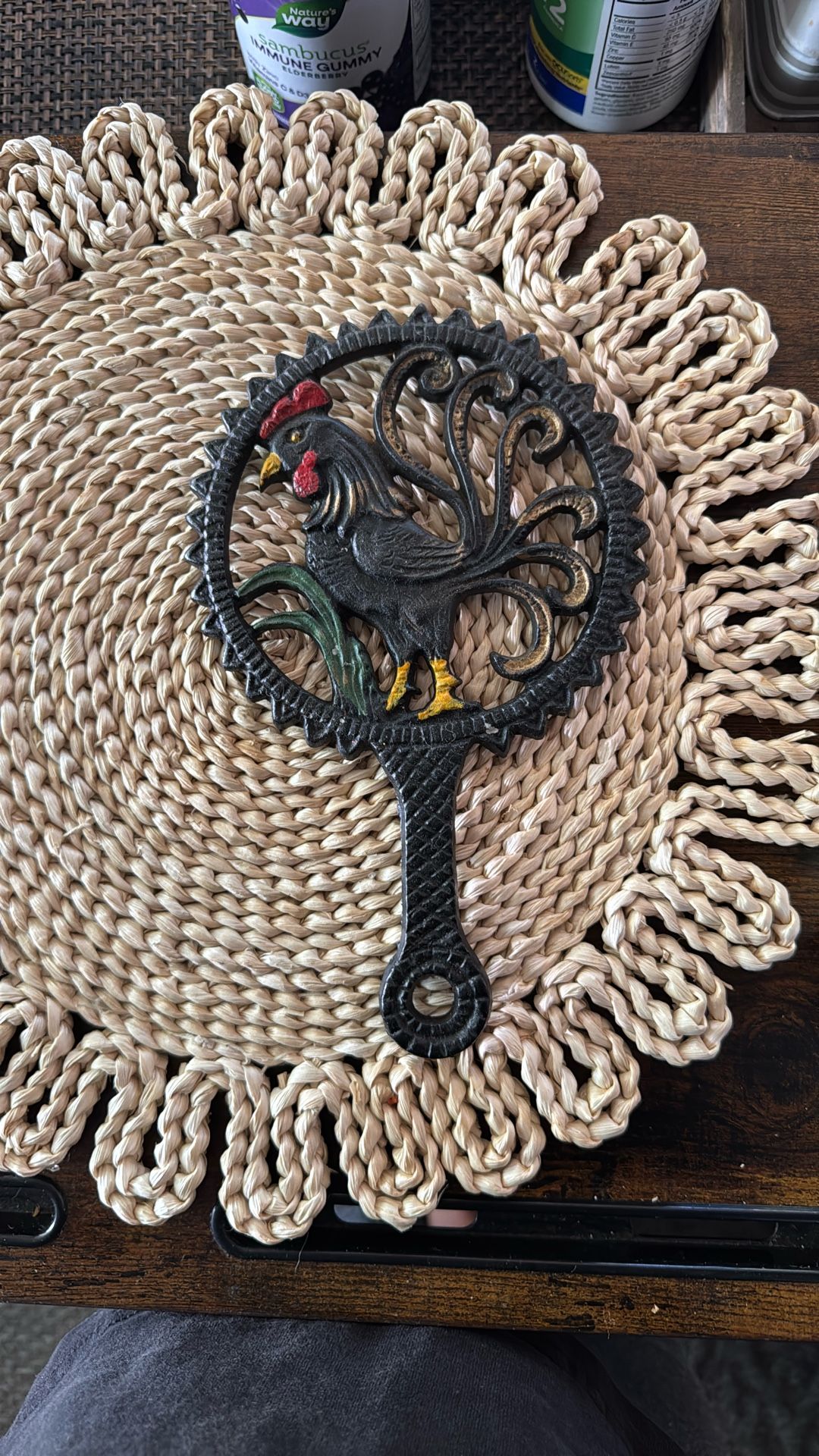 Trivet Vintage Cast Iron Rooster