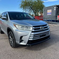 2018 Toyota Highlander 