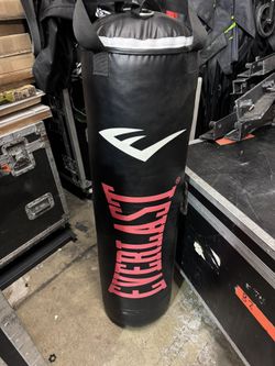 Everlast 100lb Heavy Punching Bag Like New