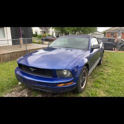2004 Ford Mustang