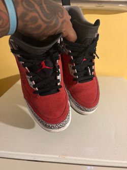Size 11 1/2 used Jordan’s shoes