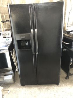 Excellent condition work great delivery and installation included