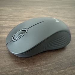 Logitech Signature M550 Wireless Mouse - Graphite (Large)