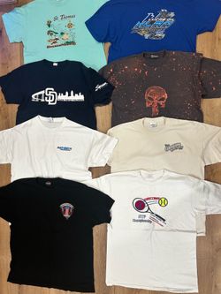 Men’s size XL clothing bundle vintage & y2k tees