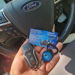 KEYS LLAVES