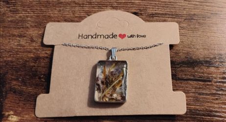 Dried Flower Resin Pendant Necklace