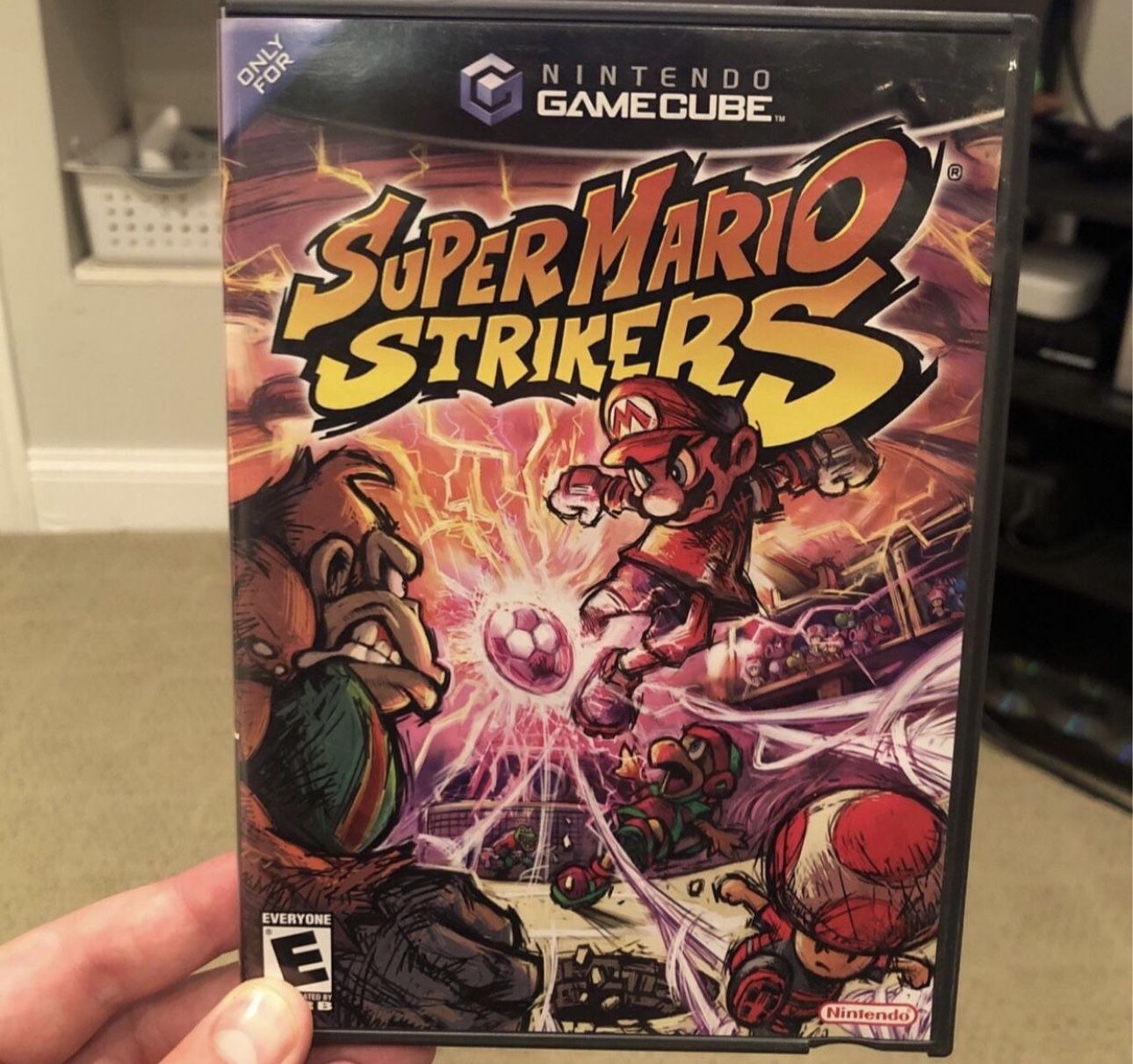 Super Mario Strikers (Complete W/ Manual) (GameCube)