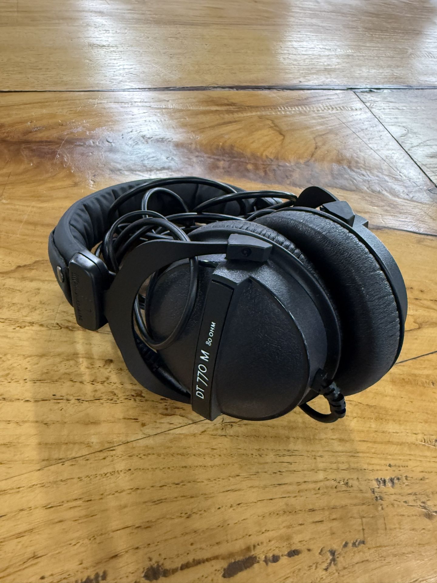 Beyerdynamic DT 770 Pro 80ohm DJ Headphones