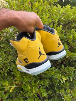 Air Jordan 5 Yellow Sneakers