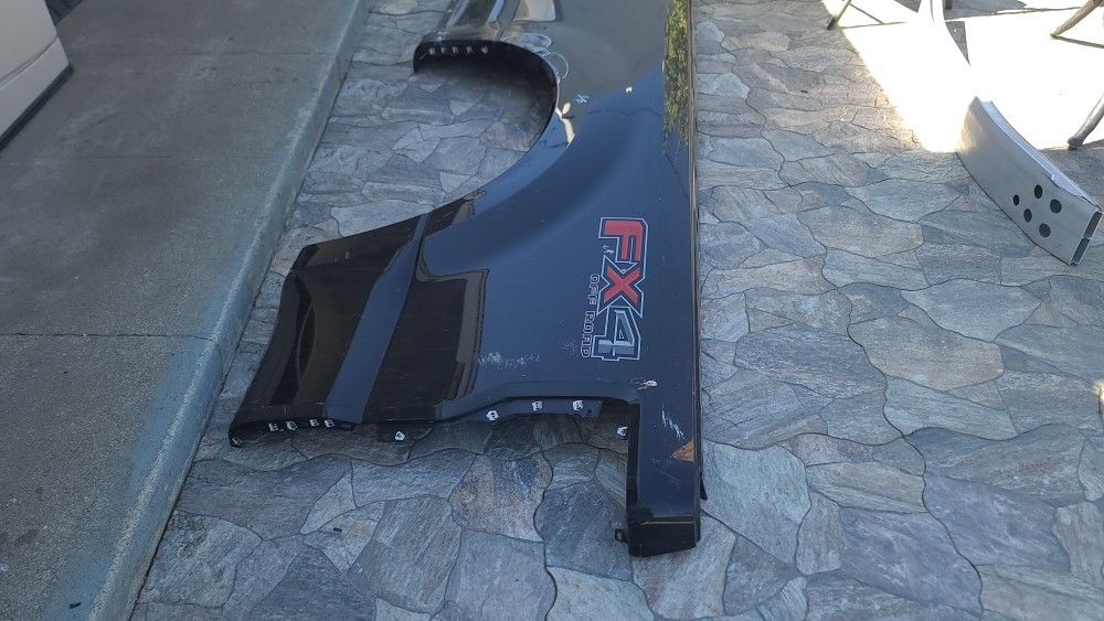 2023 - 2023 FORD F250 F-250 F350 F-350 LEFT SIDE LONG BED 8FT SKIN QUARTER PANEL DRIVER SIDE USED OEM. Y10