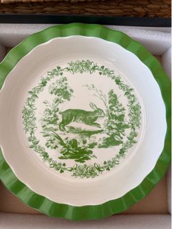 Victorian Trading Co Lucky Rabbit Fluted Pie Plate