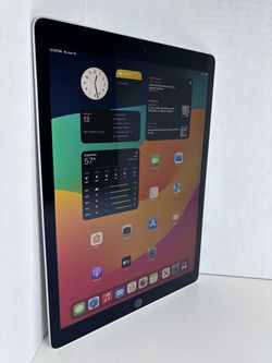 Apple iPad Pro 12.9-inch Silver 2nd Generation A1670 256GB Refurbished, Wi-Fi (Grade A)