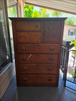 Free dresser