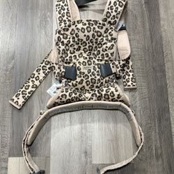 Ergo Baby Pink Leopard Carrier 