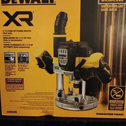 DeWalt XR Plunge Router 