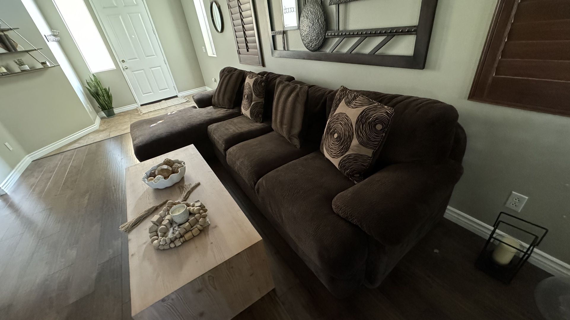 Large dark Brown Couch sofa sectional With Chaise Furniture