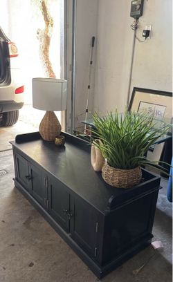 Knobel Entryway Storage Bench with Removable Cushion(not included)