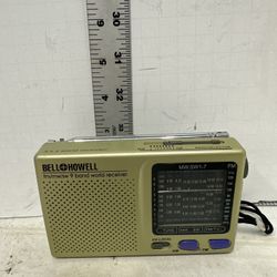 Vintage Bell & Howell FM/MW/SW 9 Band World Receiver Radio AM/FM DX- Local #D8