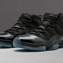 Gamma blue Jordan 11s (Size 7) BRAND NEW