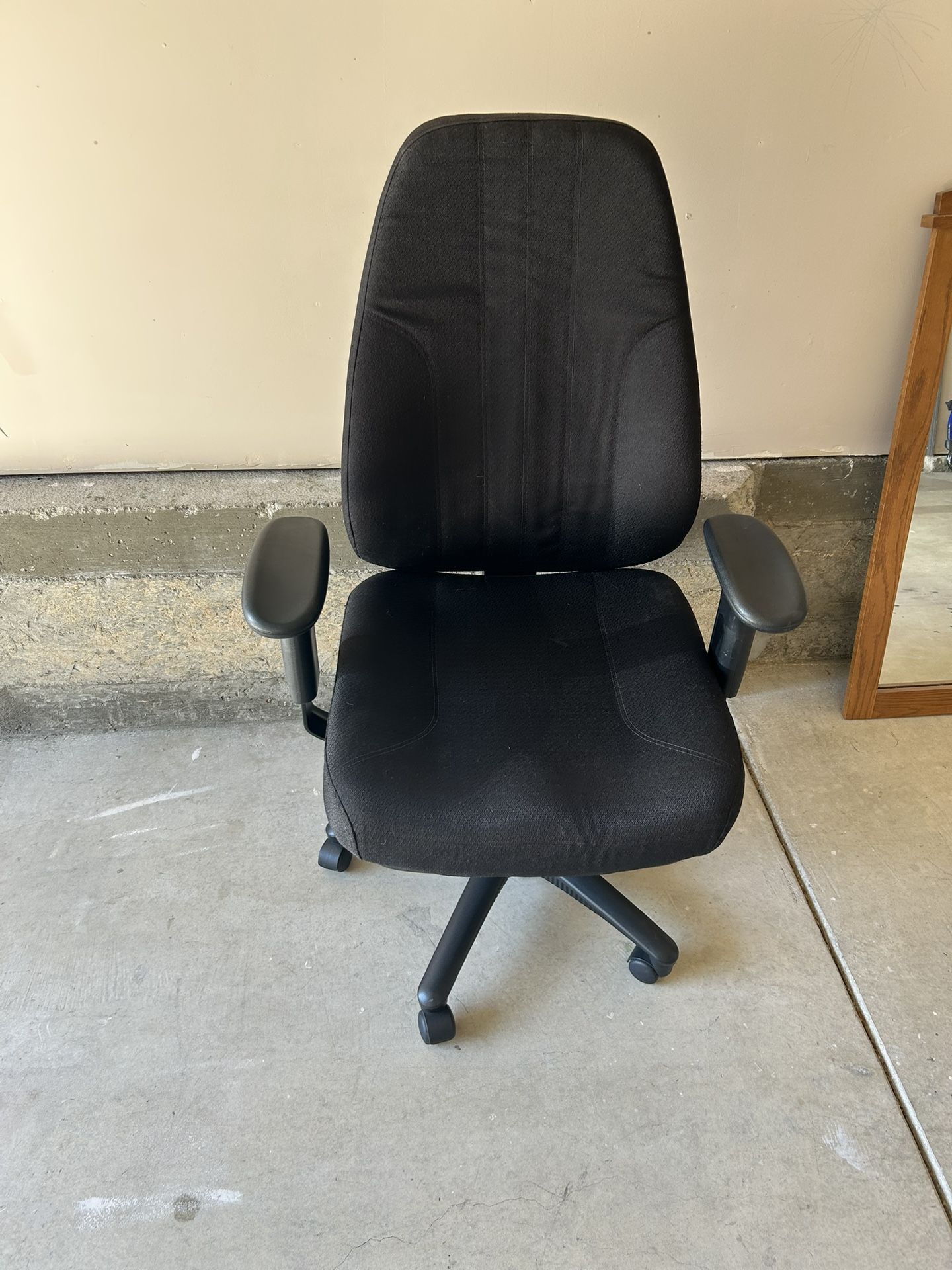 Computer Chair For Sale.