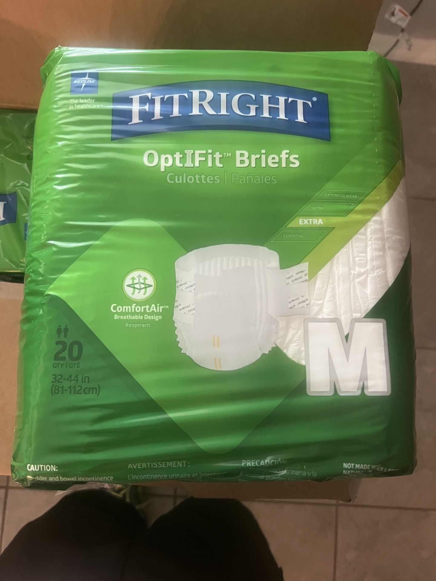 FIT RIGHT Adult Optimist Briefs. 4 Packs Of 20. Size Medium