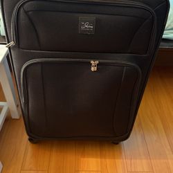 The Skyway Luggage CO.