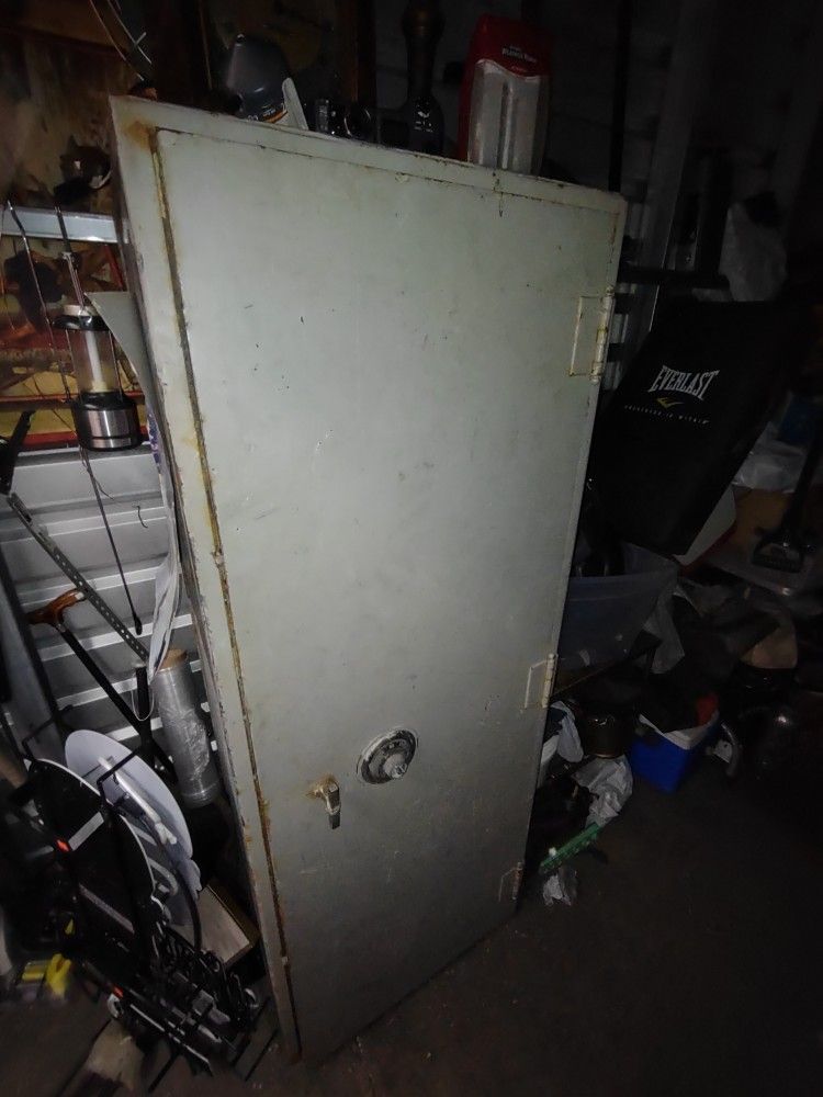 This Is A Vintage Safe Fireproof