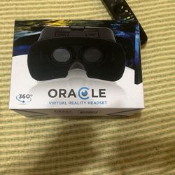 Oracle Virtual Reality Headset