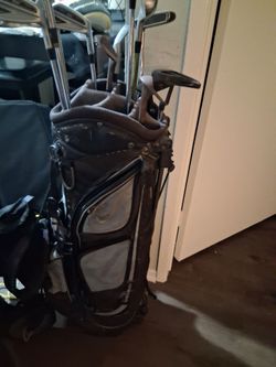 Golf Bag with Full Set of Clubs