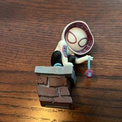 Gentle Giant Spider-Man Gwen Figure