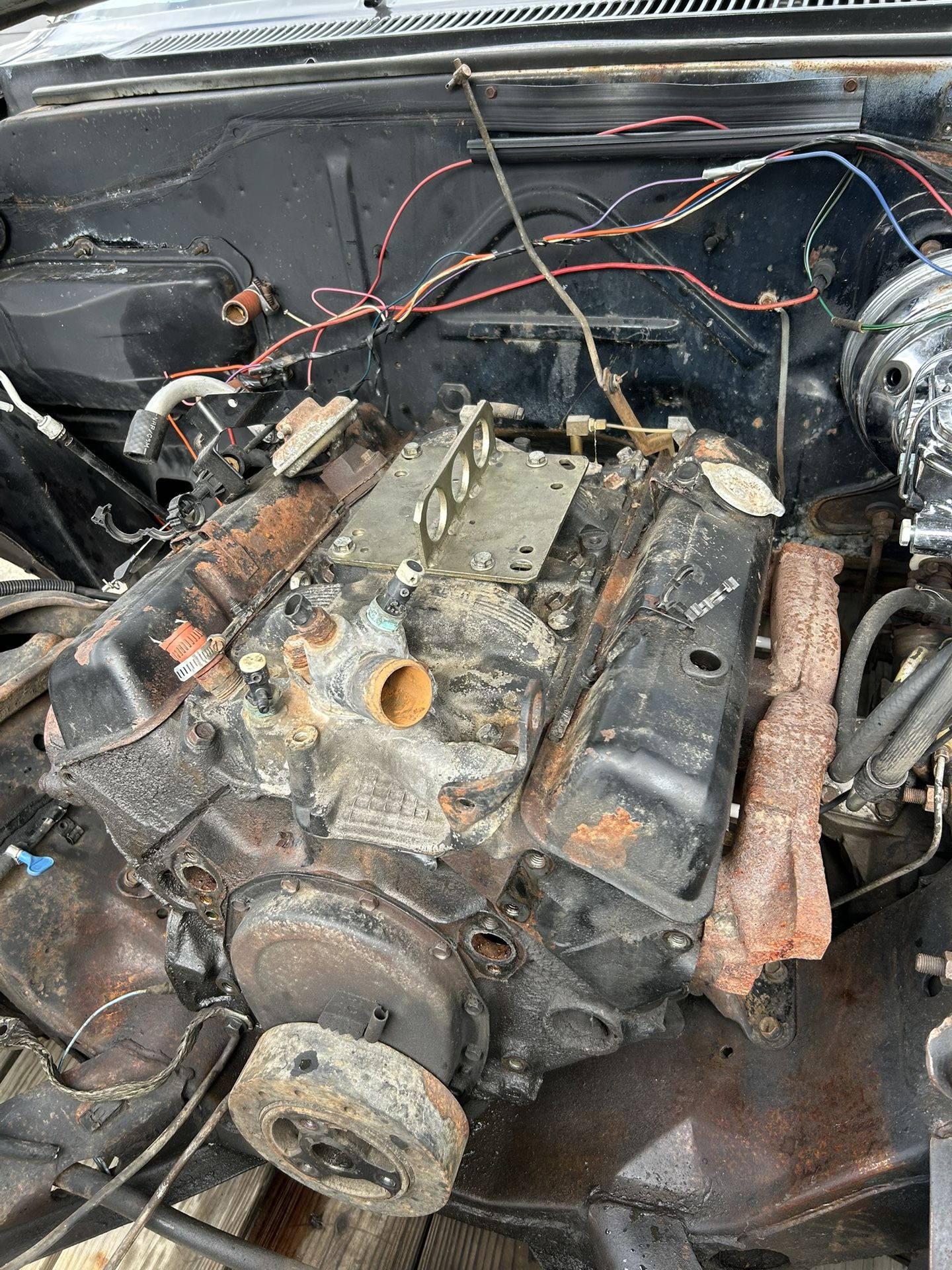Chevy 305 V8 With 700r4 Transmission 86-88
