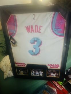 DWAYNE WADE Signed Miami Heat "Vice City" Jersey – Fanatics Authentic (Custom Framed