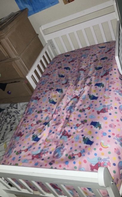 Toddler Bed And Mattress With Sheet 
