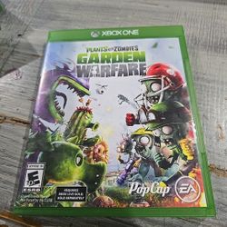 Plants vs. Zombies: Garden Warfare (Microsoft Xbox One, 2014)