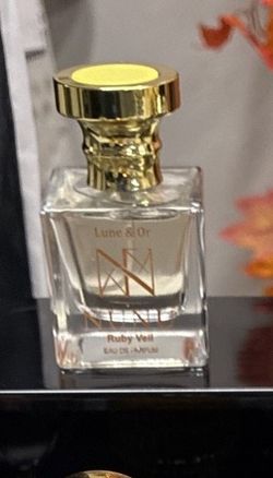 NUNU Eau de Parfum – Ruby Veil – Brand New