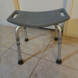 MEDLINE SHOWER CHAIR