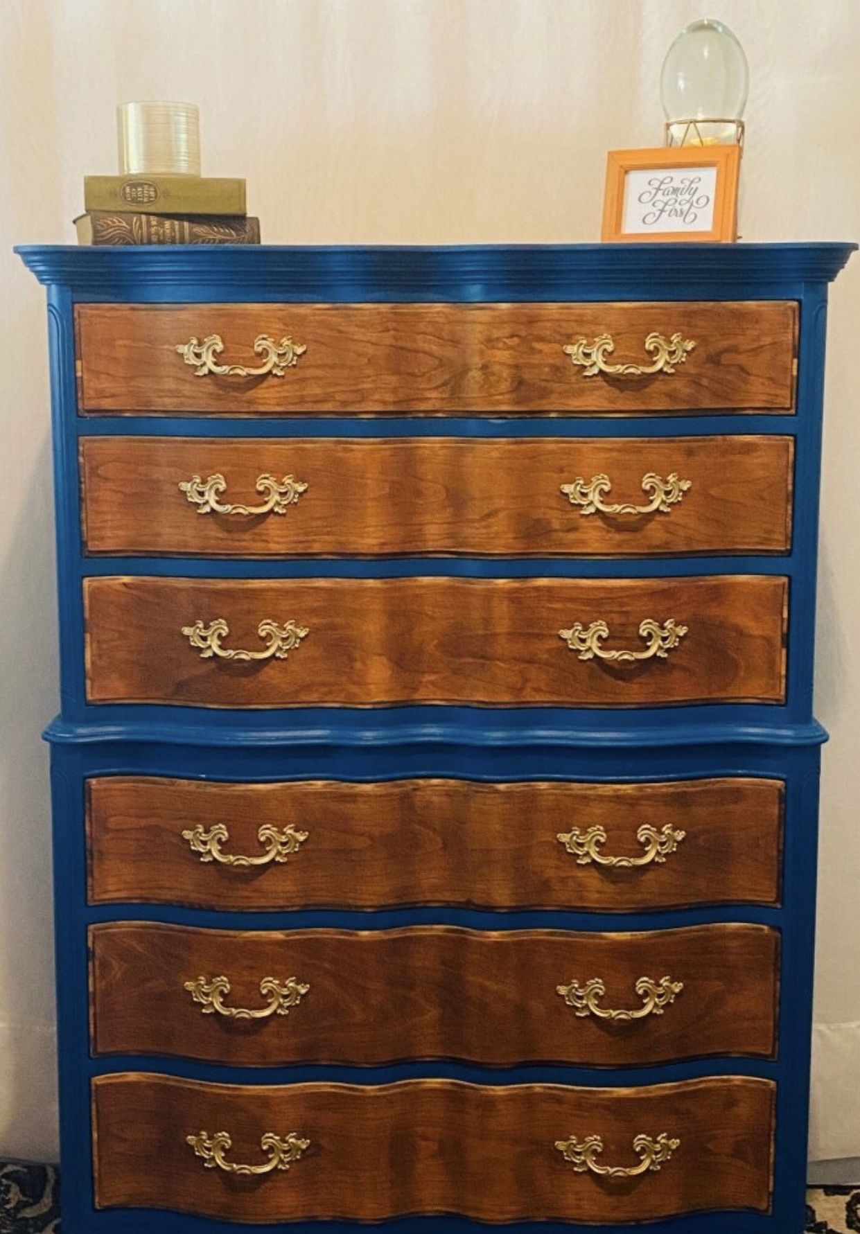 Antique serpentine chest of drawers. Dresser