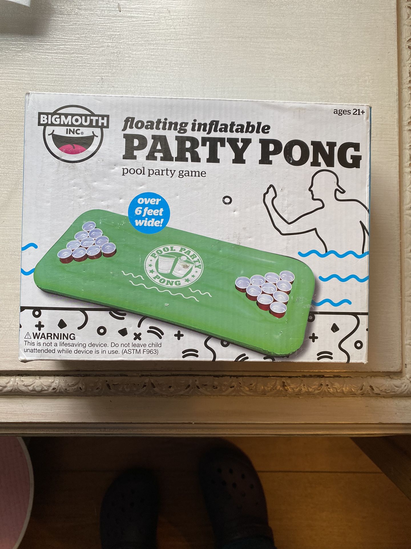 Nib Big Mouth Floating Inflatable Party Pong