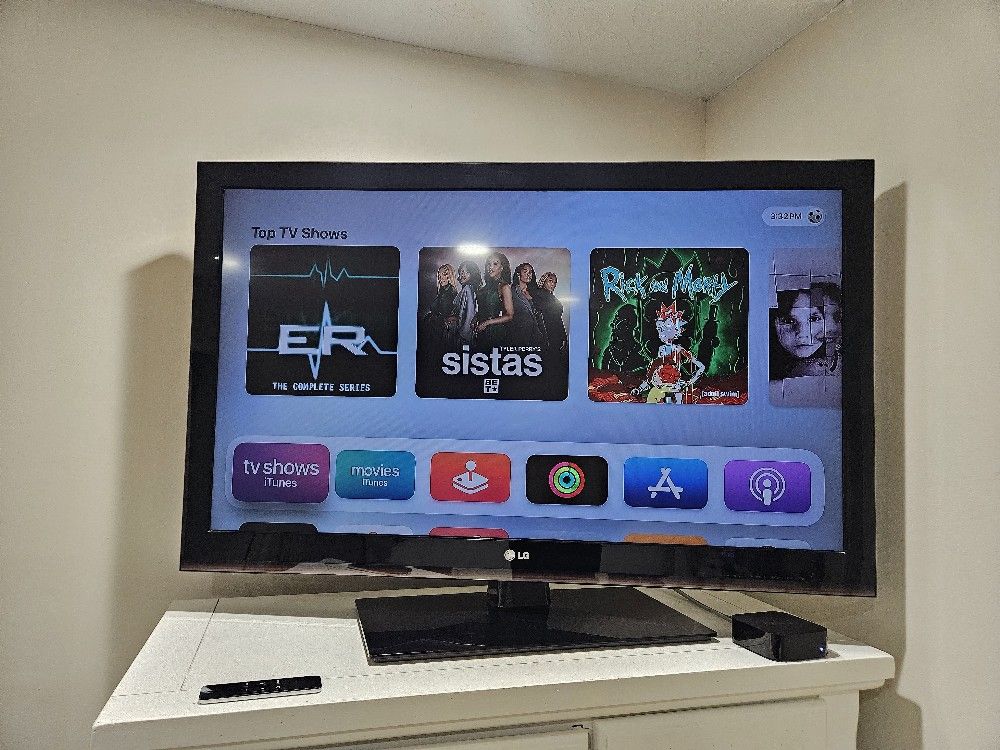 LG TV And Apple TV 