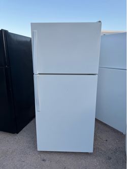 WHIRLPOOL REFRIGERATOR