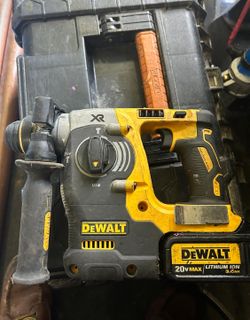 DEWALT rotary Hammer XR