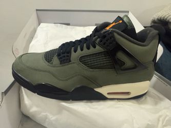 DS Air Jordan 4 Undefeated 2025 Size 11 - 100% Authentic