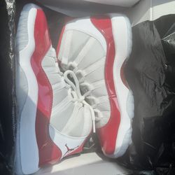 Air Jordan Retro 11 Cherry Size 7