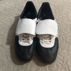 black sambas