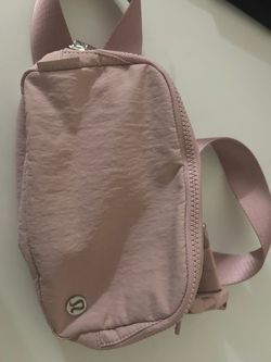 lululemon belt bag