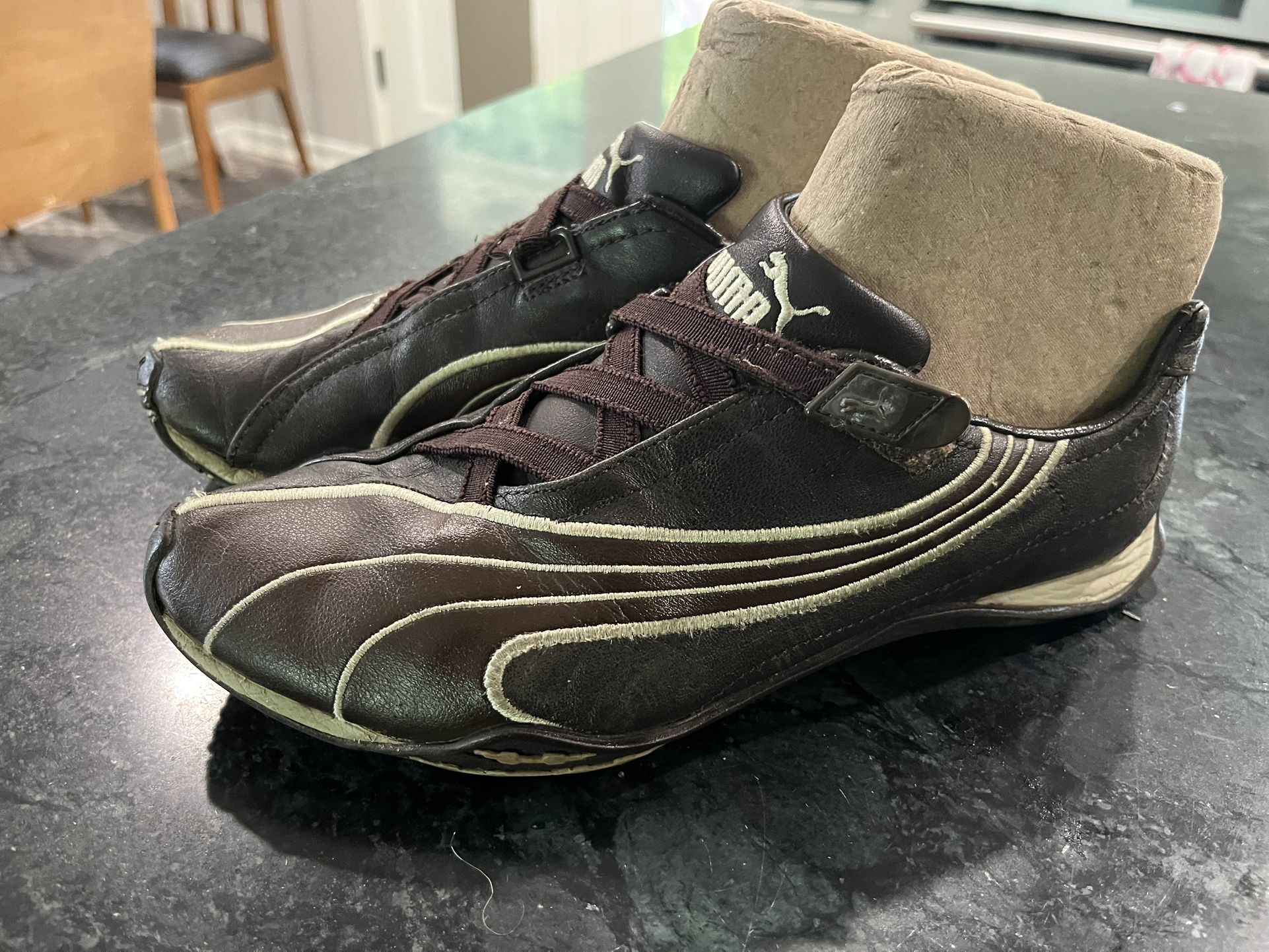 Vintage Puma Sneakers Size 8 Woman’s