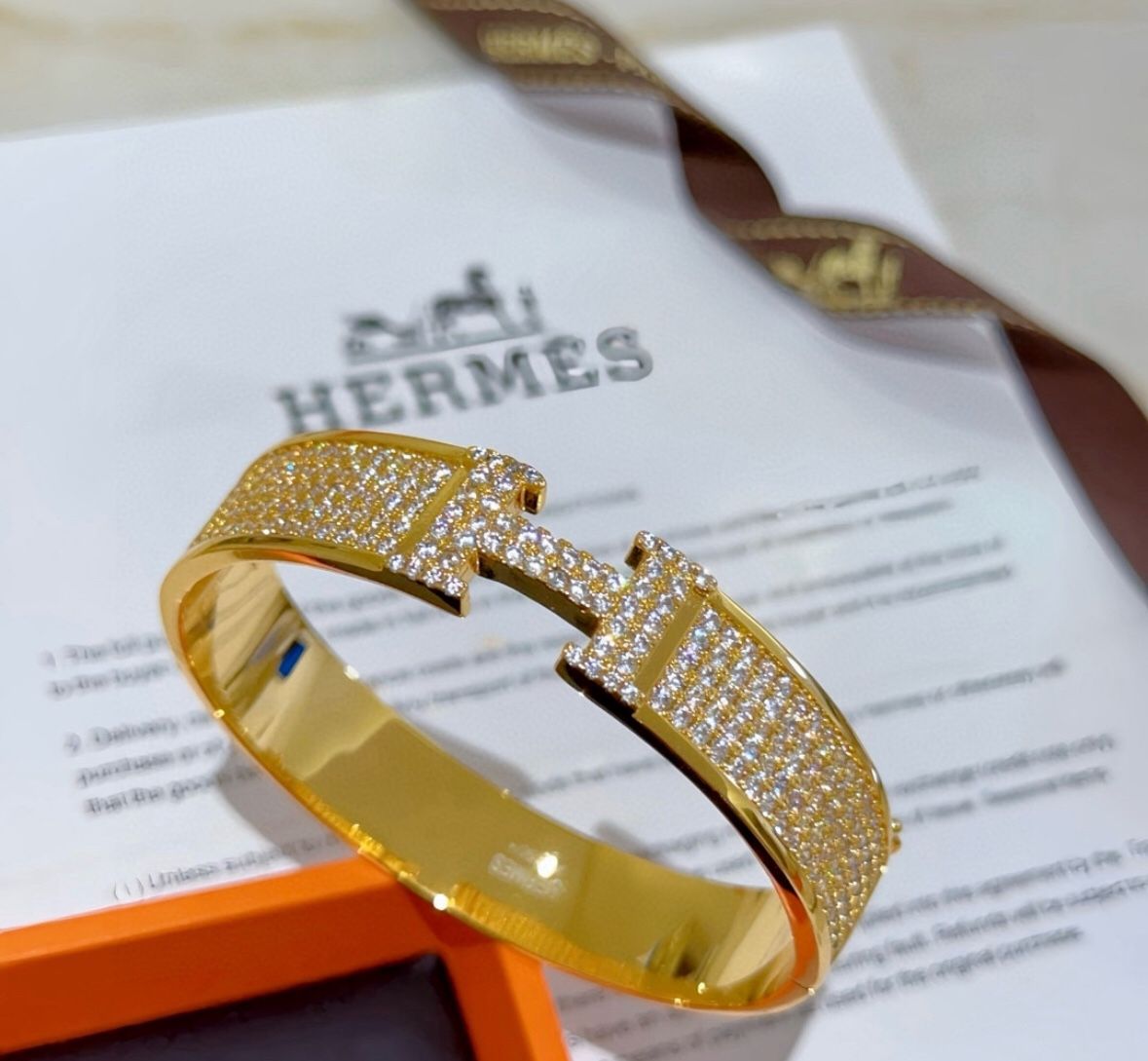 Hermes gold bangle
