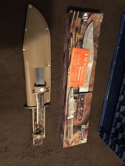 Cuchillos para cazeria.
